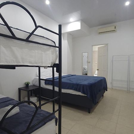 Surfo House Hotel & Hostel Tamarindo Ngoại thất bức ảnh
