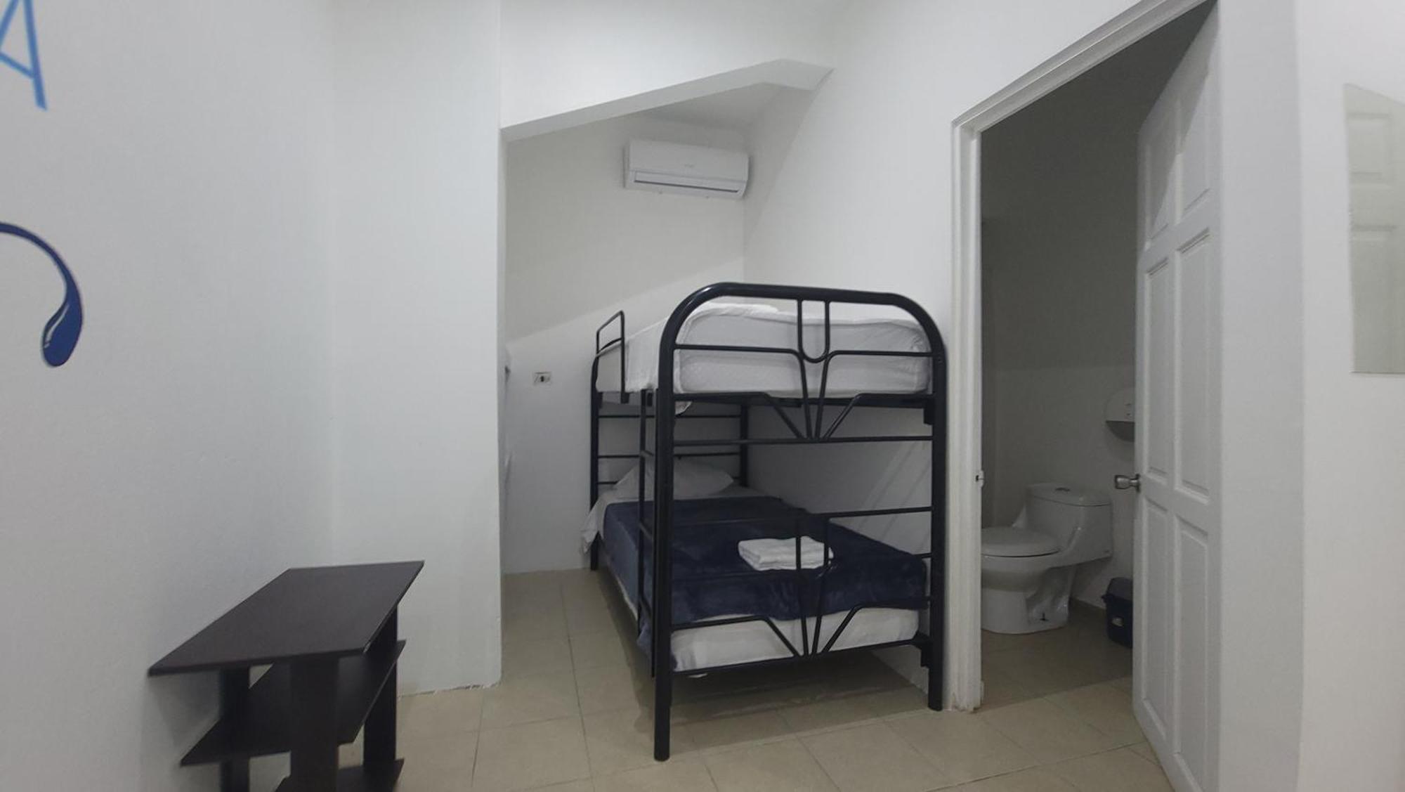 Surfo House Hotel & Hostel Tamarindo Ngoại thất bức ảnh