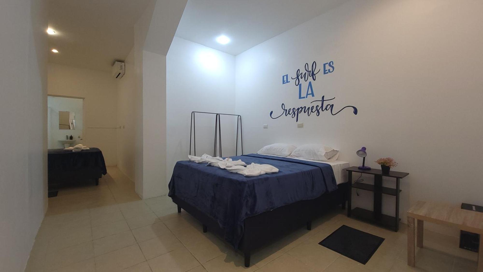 Surfo House Hotel & Hostel Tamarindo Ngoại thất bức ảnh