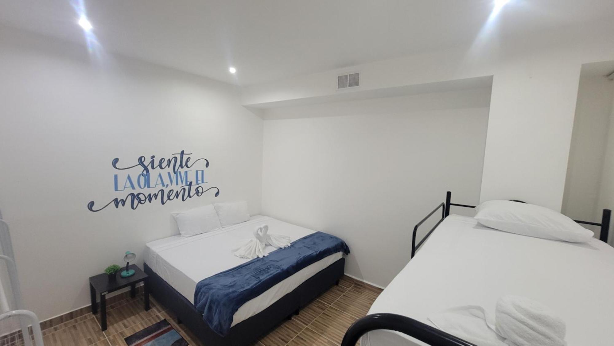 Surfo House Hotel & Hostel Tamarindo Ngoại thất bức ảnh